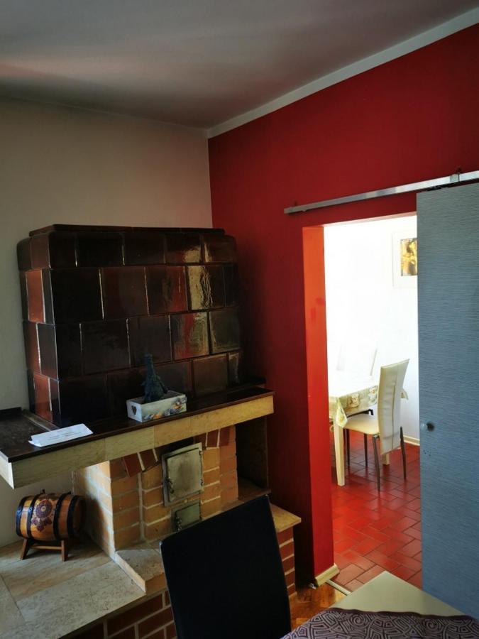 Apartmant Sandra - Big Terace And Free Parking Appartement Karlovac Buitenkant foto